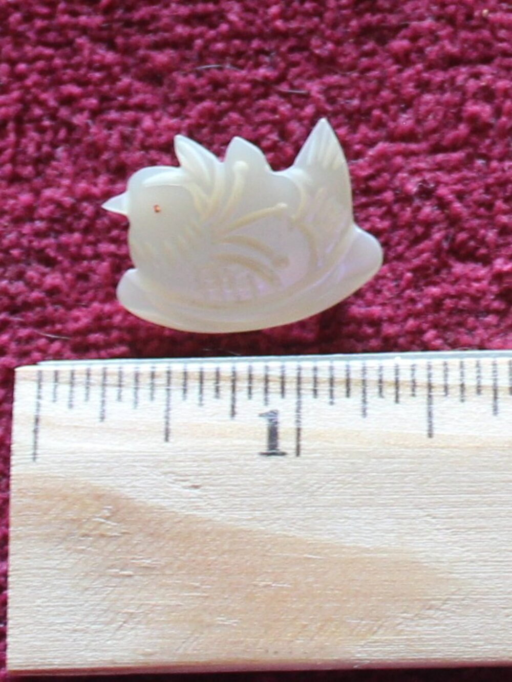 Vintage hand-carved white jade pin - Bird